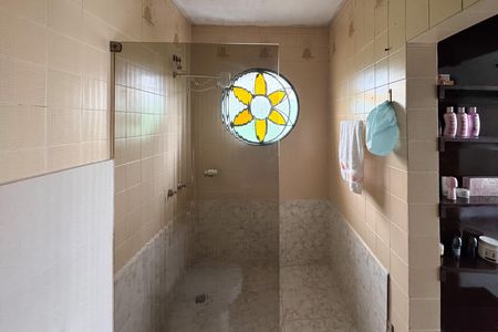 Casa à venda com 276m², 3 quartos e 2 vagas Casa à venda com 276m², 3 quartos e 2 vagasBanheiro - Suíte