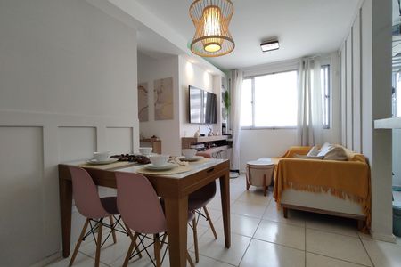 Sala de apartamento para alugar com 2 quartos, 42m² em Barra Olímpica, Rio de Janeiro