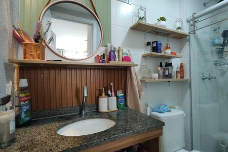 Apartamento para alugar com 42m², 2 quartos e 1 vaga Apartamento para alugar com 42m², 2 quartos e 1 vagaBanheiro da Suíte