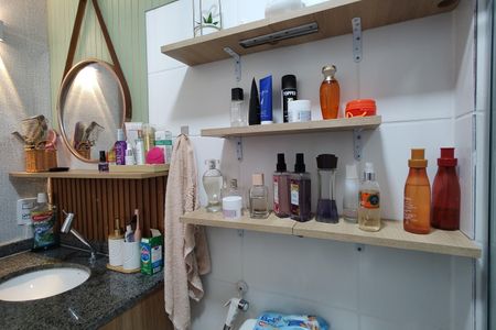 Apartamento para alugar com 42m², 2 quartos e 1 vaga Apartamento para alugar com 42m², 2 quartos e 1 vagaBanheiro da Suíte