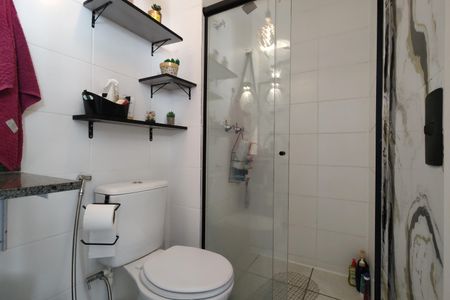 Apartamento para alugar com 42m², 2 quartos e 1 vaga Apartamento para alugar com 42m², 2 quartos e 1 vagaBanheiro Social
