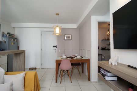 Sala de apartamento para alugar com 2 quartos, 42m² em Barra Olímpica, Rio de Janeiro