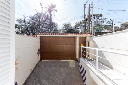 Vista da sala de casa para alugar com 3 quartos, 212m² em Vila Mariza Mazzei, São Paulo