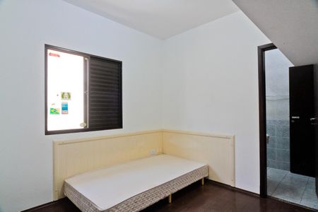 Casa à venda com 212m², 3 quartos e 4 vagas Casa à venda com 212m², 3 quartos e 4 vagasSuíte americana 2