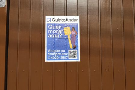 Casa à venda com 212m², 3 quartos e 4 vagas Casa à venda com 212m², 3 quartos e 4 vagasPlaca