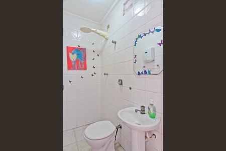 Casa à venda com 212m², 3 quartos e 4 vagas Casa à venda com 212m², 3 quartos e 4 vagasÁrea externa