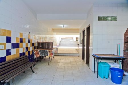 Casa à venda com 212m², 3 quartos e 4 vagas Casa à venda com 212m², 3 quartos e 4 vagasÁrea externa