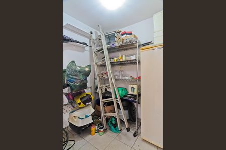 Casa à venda com 212m², 3 quartos e 4 vagas Casa à venda com 212m², 3 quartos e 4 vagasÁrea externa