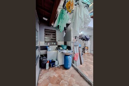 Casa à venda com 120m², 2 quartos e 1 vagaÁrea externa