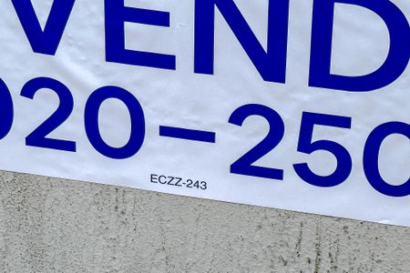 Apartamento à venda com 55m², 2 quartos e 1 vagaECZZ-243