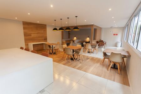 Apartamento para alugar com 37m², 2 quartos e 2 vagasÁrea comum - Salão de festas