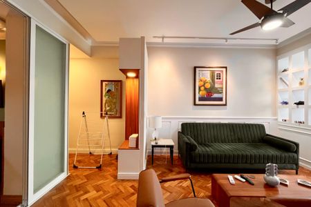 Sala  de apartamento para alugar com 3 quartos, 120m² em Copacabana, Rio de Janeiro