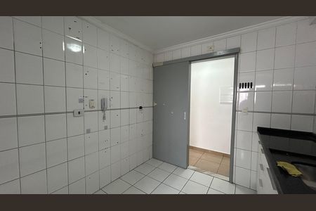 Apartamento para alugar com 69m², 3 quartos e 2 vagasCozinha