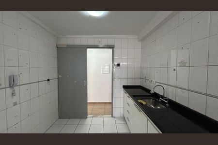 Apartamento para alugar com 69m², 3 quartos e 2 vagasCozinha