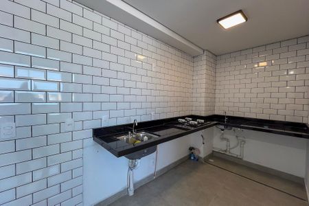 Apartamento para alugar com 35m², 2 quartos e sem vaga Apartamento para alugar com 35m², 2 quartos e sem vagaCozinha e Área de Serviço