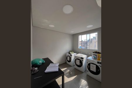 Apartamento para alugar com 35m², 2 quartos e sem vaga Apartamento para alugar com 35m², 2 quartos e sem vagaLavanderia