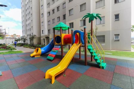 Apartamento para alugar com 35m², 2 quartos e sem vagaÁrea comum - Playground