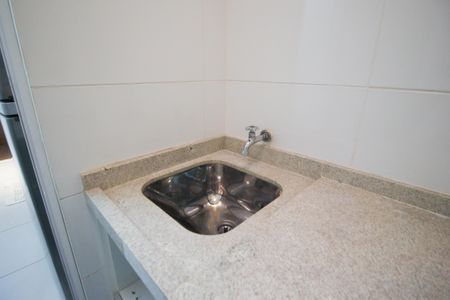 Apartamento para alugar com 74m², 2 quartos e 1 vagaÁrea de Serviço