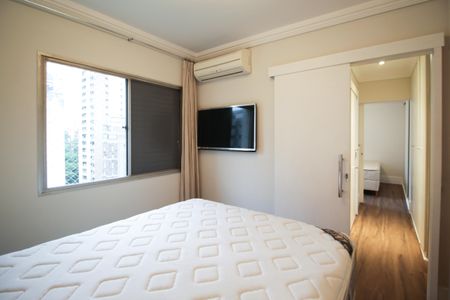 Apartamento para alugar com 74m², 2 quartos e 1 vagaQuarto 1
