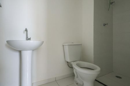 Apartamento para alugar com 28m², 1 quarto e sem vaga Apartamento para alugar com 28m², 1 quarto e sem vagaBanheiro da Suíte