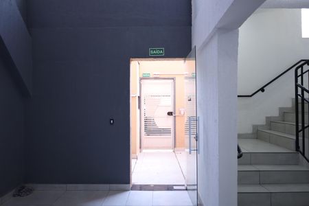 Apartamento à venda com 49m², 2 quartos e 1 vagaÁrea comum - Saguão do andar