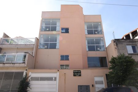 Apartamento à venda com 49m², 2 quartos e 1 vagaFachada do prédio - Placa instalada na janela do saguão (2º andar com visão para a rua) - Código da placa: EEJV-298