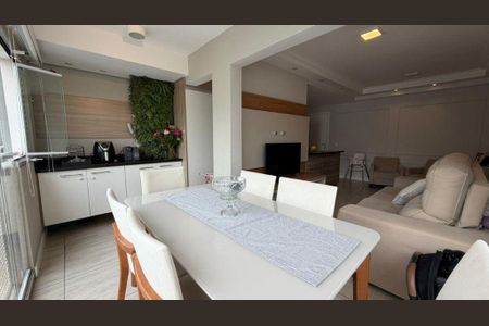 Apartamento à venda com 61m², 2 quartos e 1 vaga