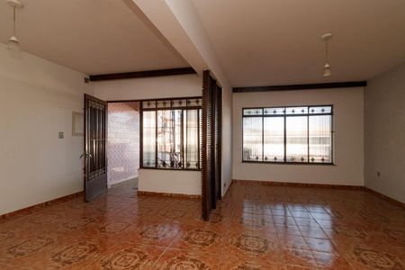Casa à venda com 3 quartos, 240m² em Vila Maria Alta, São Paulo