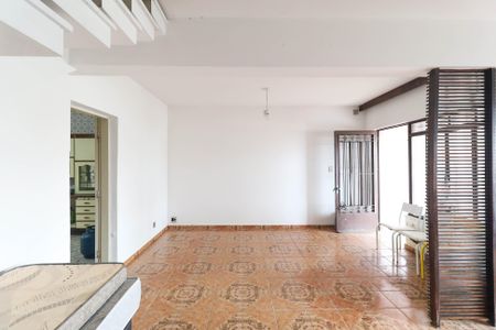 Casa à venda com 3 quartos, 240m² em Vila Maria Alta, São Paulo