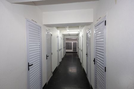 Apartamento à venda com 130m², 4 quartos e 3 vagas Apartamento à venda com 130m², 4 quartos e 3 vagasÁrea comum - Deposito