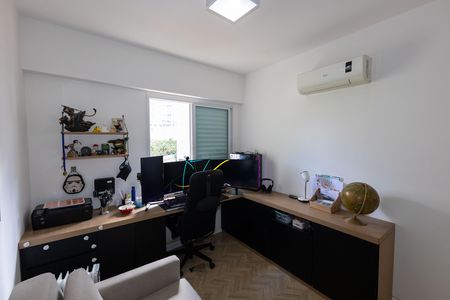Apartamento à venda com 130m², 4 quartos e 3 vagas Apartamento à venda com 130m², 4 quartos e 3 vagasQuarto 3
