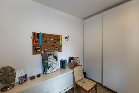 Apartamento à venda com 130m², 4 quartos e 3 vagas Apartamento à venda com 130m², 4 quartos e 3 vagasQuarto 2