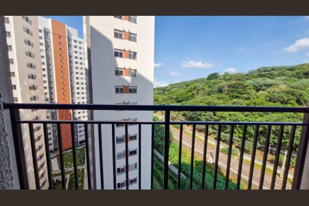 Apartamento para alugar com 39m², 2 quartos e sem vaga Apartamento para alugar com 39m², 2 quartos e sem vagaVaranda