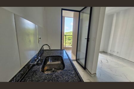 Cozinha de apartamento para alugar com 2 quartos, 39m² em Usina Piratininga, São Paulo
