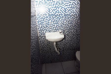 Apartamento para alugar com 35m², 1 quarto e sem vagaDetalhe - Banheiro Social