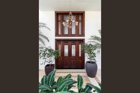 Casa para alugar com 680m², 4 quartos e 4 vagasHall de Entrada