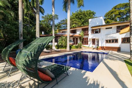 Casa para alugar com 680m², 4 quartos e 4 vagasÁrea externa