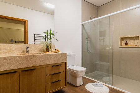 Casa para alugar com 680m², 4 quartos e 4 vagasBanheiro 