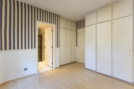 Apartamento para alugar com 190m², 4 quartos e 3 vagasSuíte 2