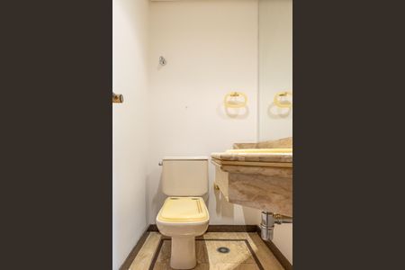 Apartamento para alugar com 190m², 4 quartos e 3 vagasLavabo