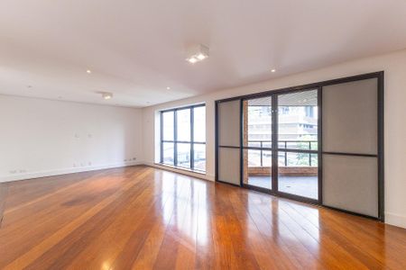 Sala de apartamento para alugar com 4 quartos, 190m² em Vila Nova Conceição, São Paulo
