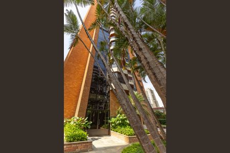 Apartamento para alugar com 190m², 4 quartos e 3 vagasFachada
