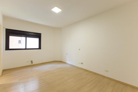 Suíte 1 de apartamento para alugar com 4 quartos, 190m² em Vila Nova Conceição, São Paulo