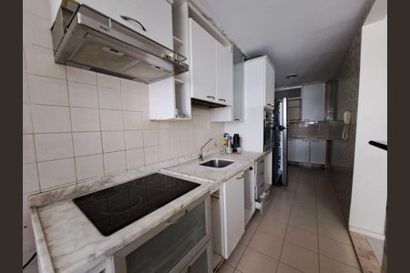 Apartamento à venda com 71m², 2 quartos e 1 vaga