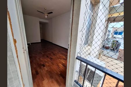 Apartamento à venda com 58m², 1 quarto e 1 vaga