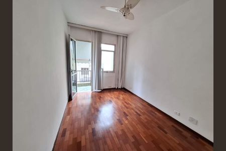 Apartamento à venda com 58m², 1 quarto e 1 vaga