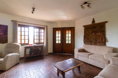 Casa de condomínio à venda com 338m², 4 quartos e 3 vagas Casa de condomínio à venda com 338m², 4 quartos e 3 vagasSala