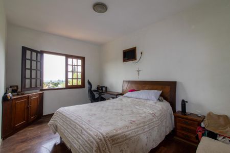 Casa de condomínio à venda com 338m², 4 quartos e 3 vagas Casa de condomínio à venda com 338m², 4 quartos e 3 vagasSuite