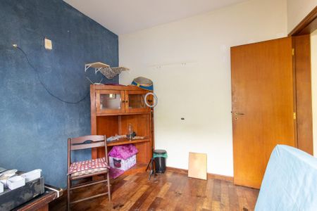 Casa de condomínio à venda com 338m², 4 quartos e 3 vagas Casa de condomínio à venda com 338m², 4 quartos e 3 vagasQuarto 2