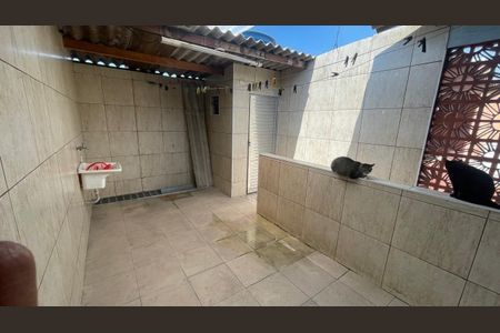 Casa à venda com 240m², 3 quartos e 1 vaga